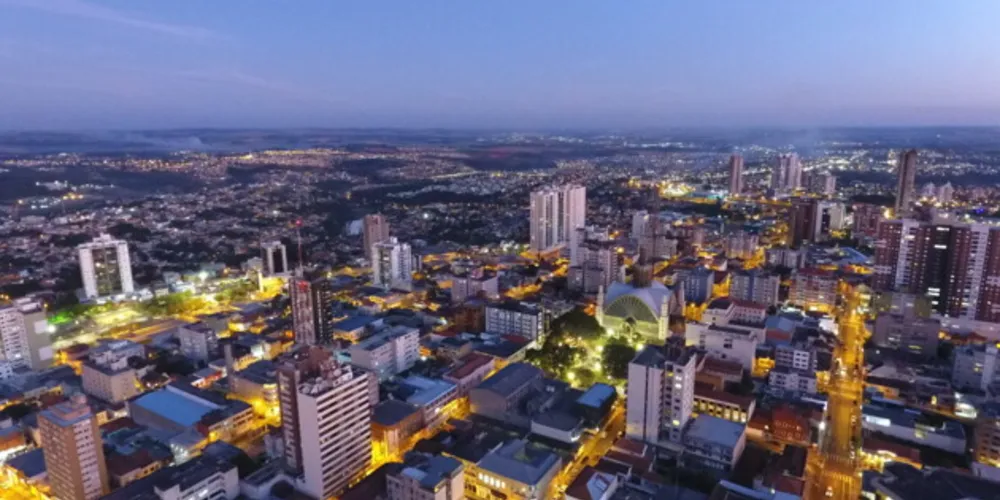 Toque de recolher continua valendo das 22h às 5h, diariamente.