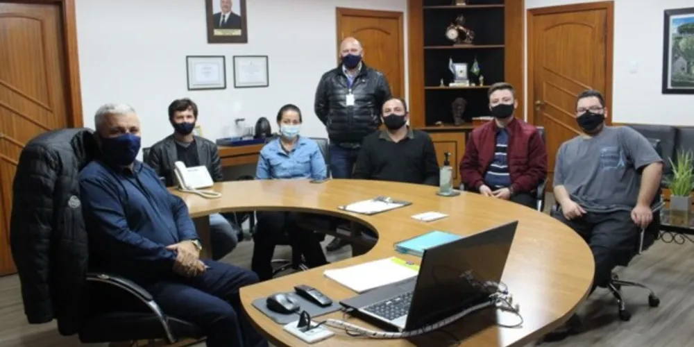 Prefeitura recebeu a visita de uma comitiva do município de Paula Freitas nesta semana