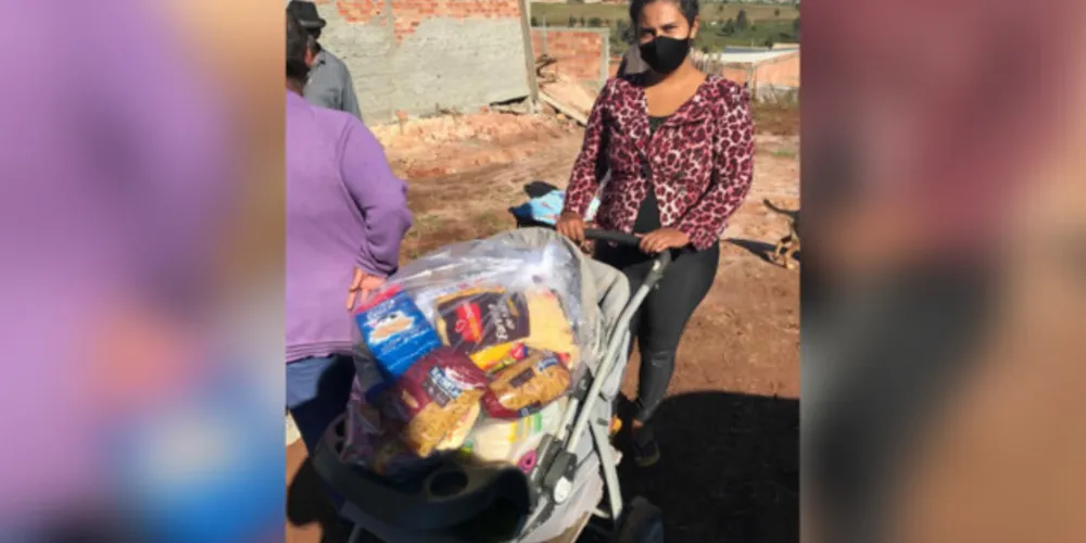 Instituição de PG arrecada uma tonelada de alimentos para doação