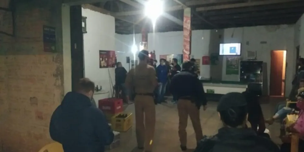 Vistorias foram realizadas na noite do último sábado (26).