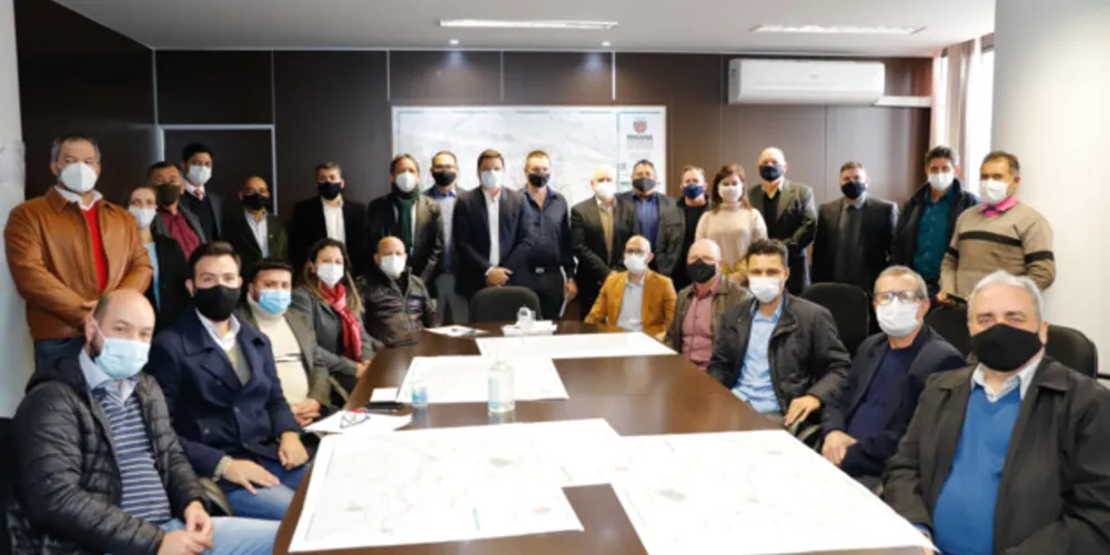 Prefeitos puderam tirar dúvidas e conhecer um pouco mais sobre a obra neste 2º encontro