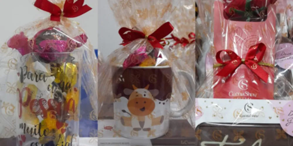 Rede comercializa produtos da Cacau Show e da linha de cosméticos O Boticário