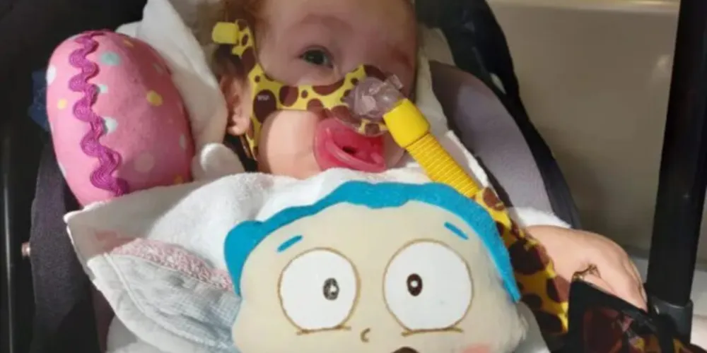 A pequena Gabriella Amaral, de um ano e 11 meses.