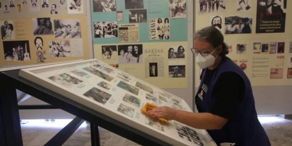 Mostra está na sua 11ª edição e traz produções de Paulo Leminski, por meio de catalogação feita pela família