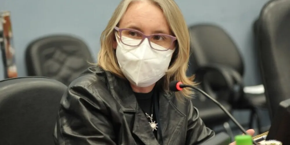 Vereadora de Ponta Grossa, Josiane Schade Kieras (PSOL).