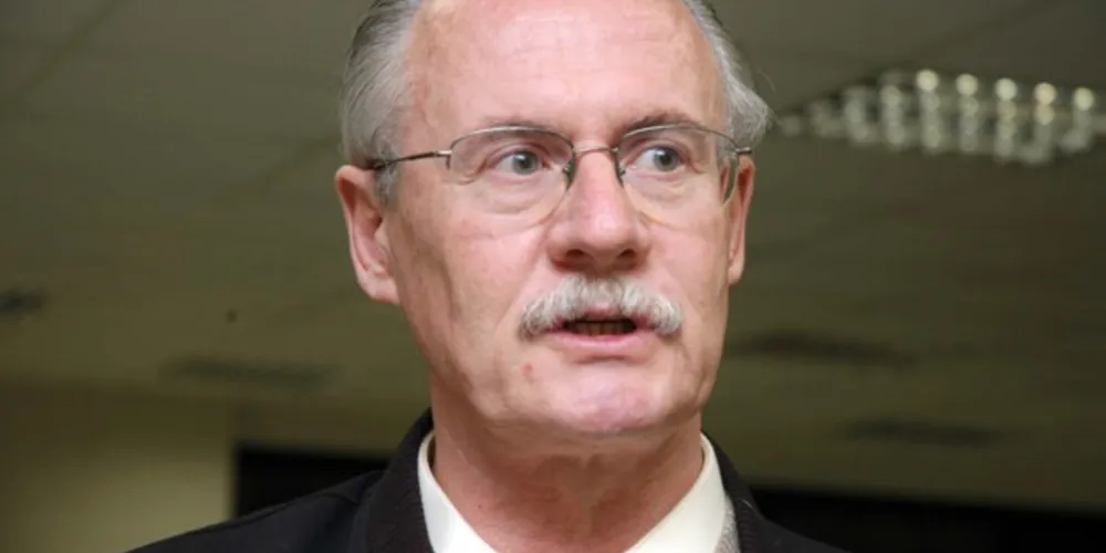Orlando Pessuti (MDB), ex-governador do Paraná, conversou com o Portal aRede.
