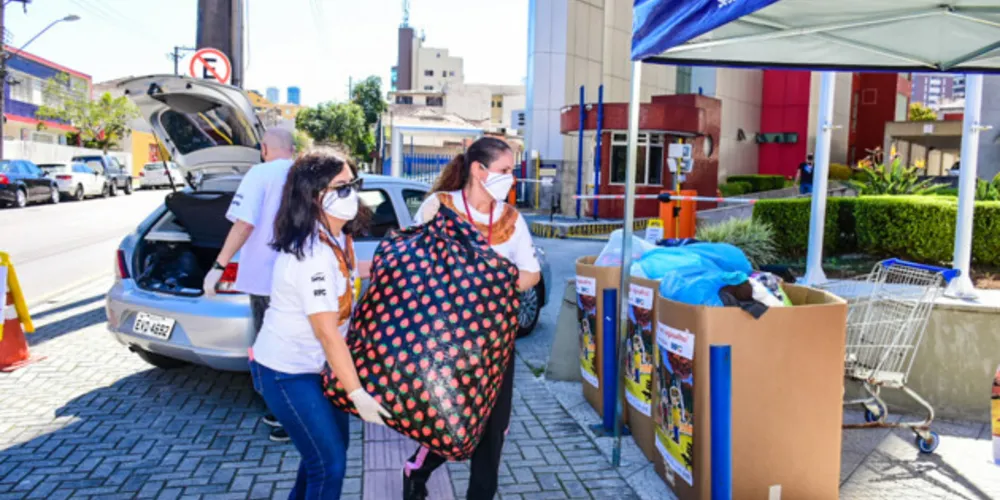 O objetivo é intensificar as doações e ajudar mais paranaenses a se protegerem do clima frio