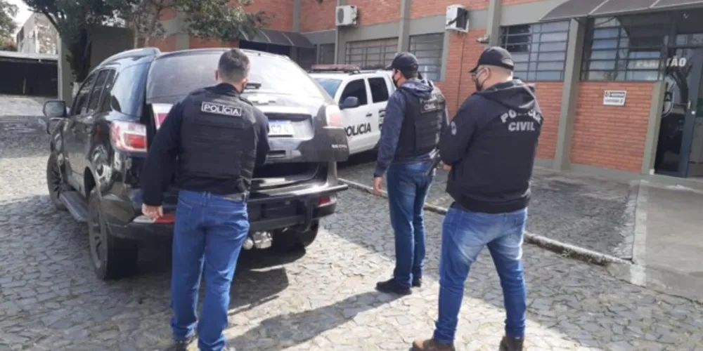 Prisão aconteceu na manhã deste sábado (14), em Ponta Grossa.