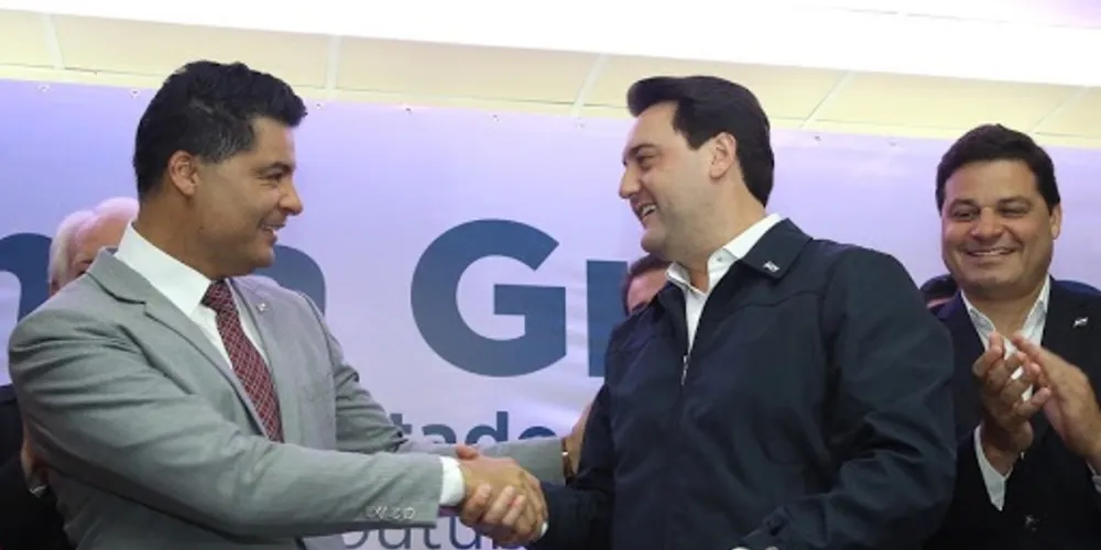 Ex-prefeito Marcelo Rangel (PSDB) e o governado do Paraná, Ratinho Junior (PSD).