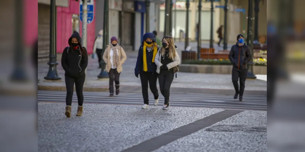 Decisão leva em conta o avanço na vacinação contra a covid-19.