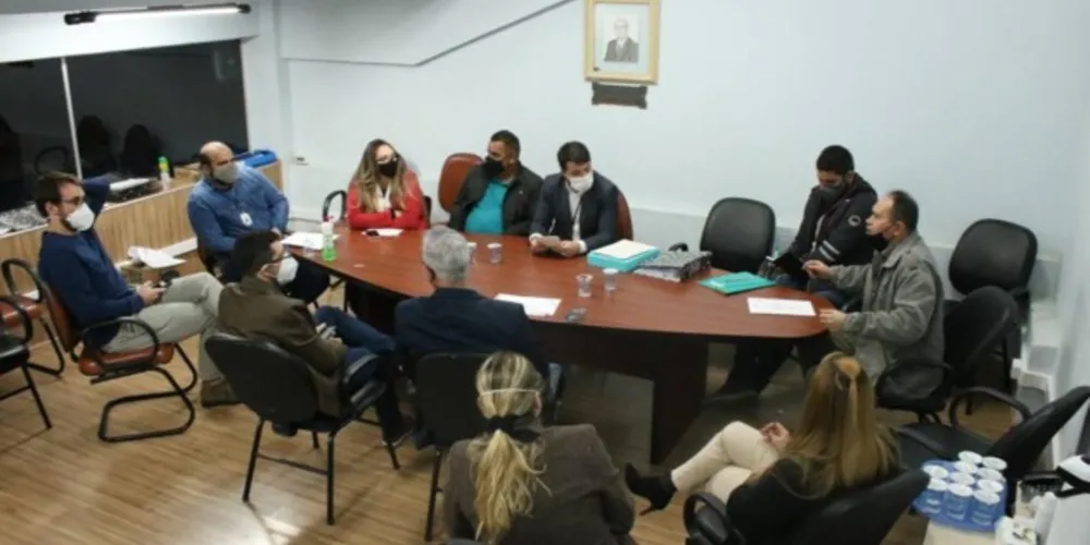 Vereadores se encontraram após a 'Sessão Ordinária' da Câmara.