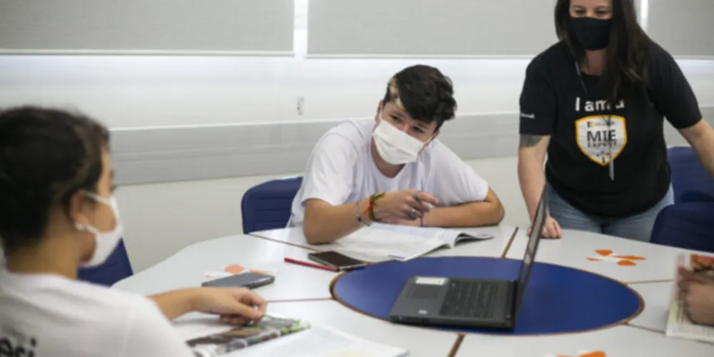 Colégio Sesi da Indústria oferece aos alunos a possibilidade de conciliar o Ensino Médio com os cursos do Senai.