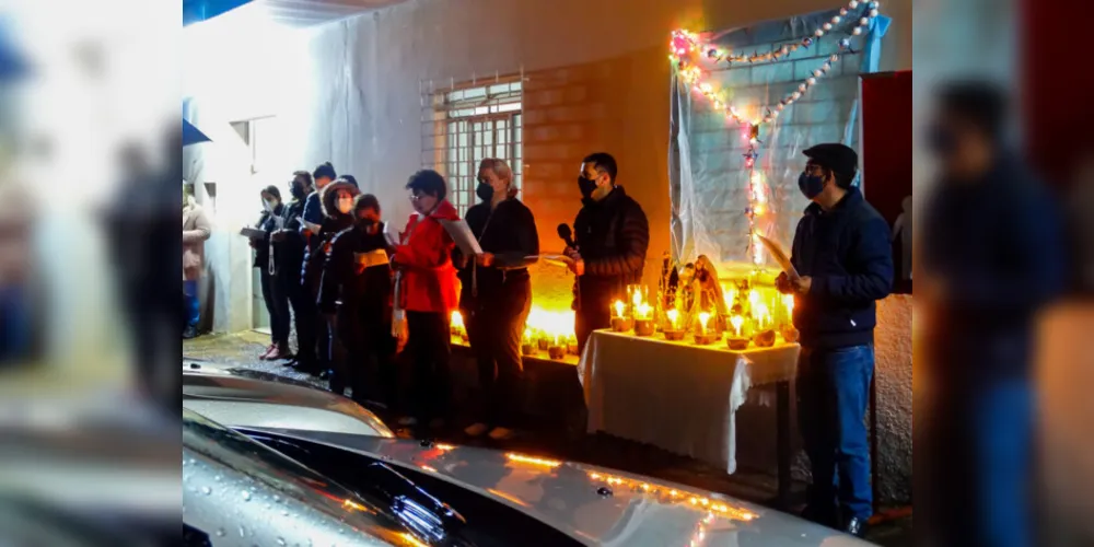 As orações conduzidas por padre Sávio pediam a intercessão dos padroeiros.