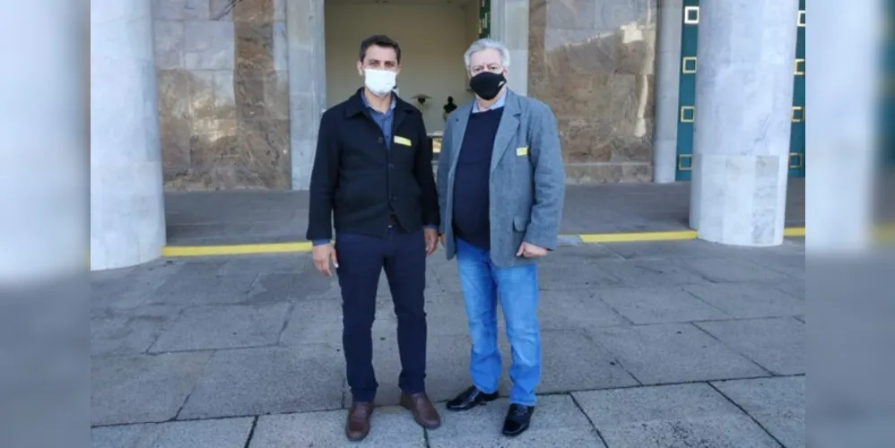 Prefeitos estiveram em Curitiba para dialogar sobre o projeto que trará reformas para a Estrada Boiadeira