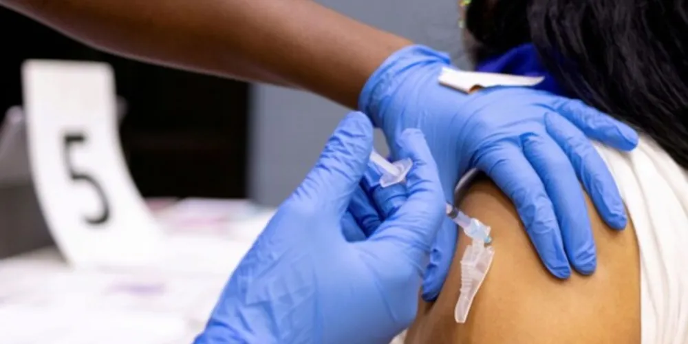 Mais de 157 mi receberam duas doses da vacina da covid-19.