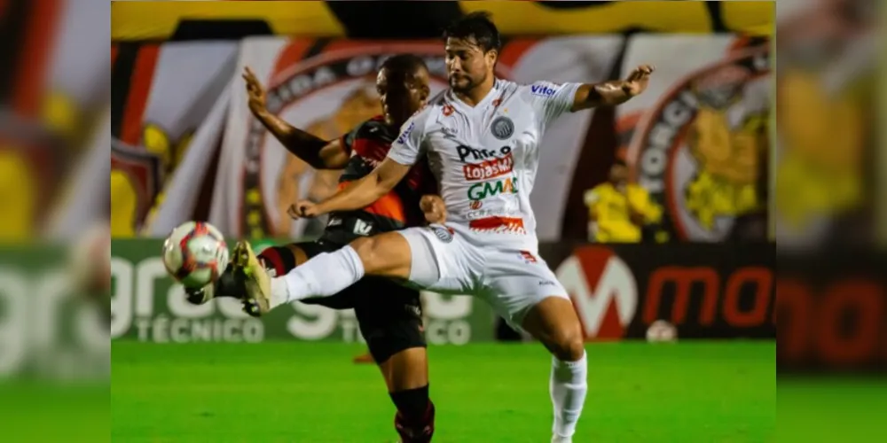 Debaixo de chuva, o Alvinegro traz para Ponta Grossa um ponto na bagagem. Próxima partida na competição será na quarta-feira