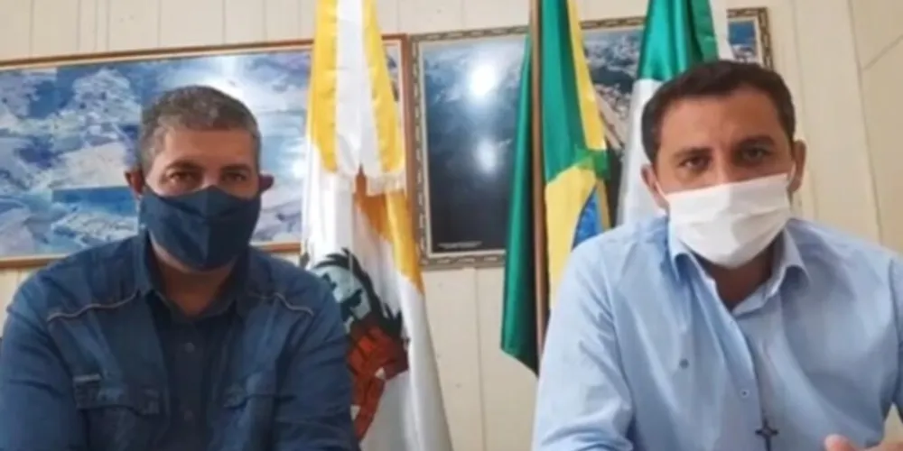 Secretário municipal de agropecuária, Faustino Pereira Filho, se reúne com o prefeito Douglas Modesto