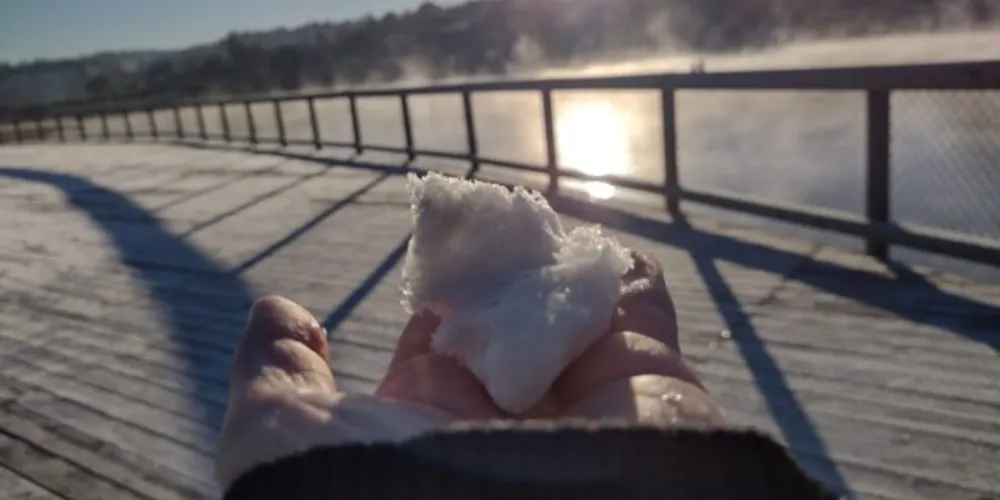 Entre 5h30 e 7h, os termômetros em Ponta Grossa marcaram -1°C com sensação térmica de -3°C