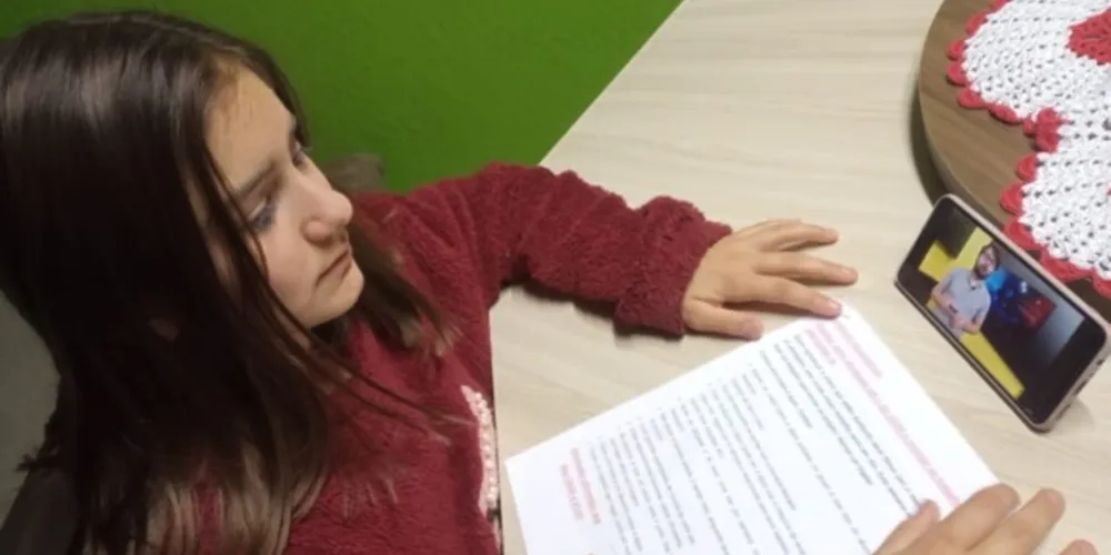 Professora e diretora destacaram engajamento para debater tão importante assunto