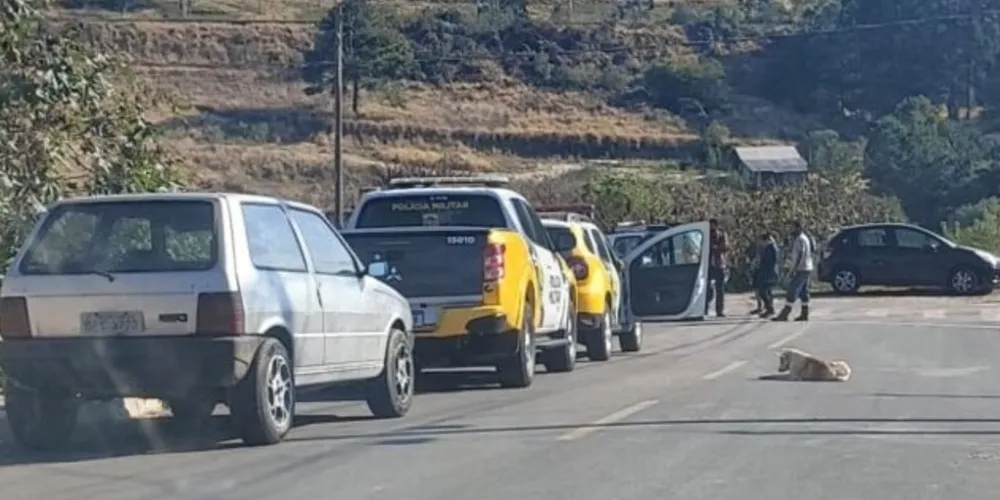 Corpo foi localizado na tarde desta sexta-feira (9) e apresenta sinais de violência