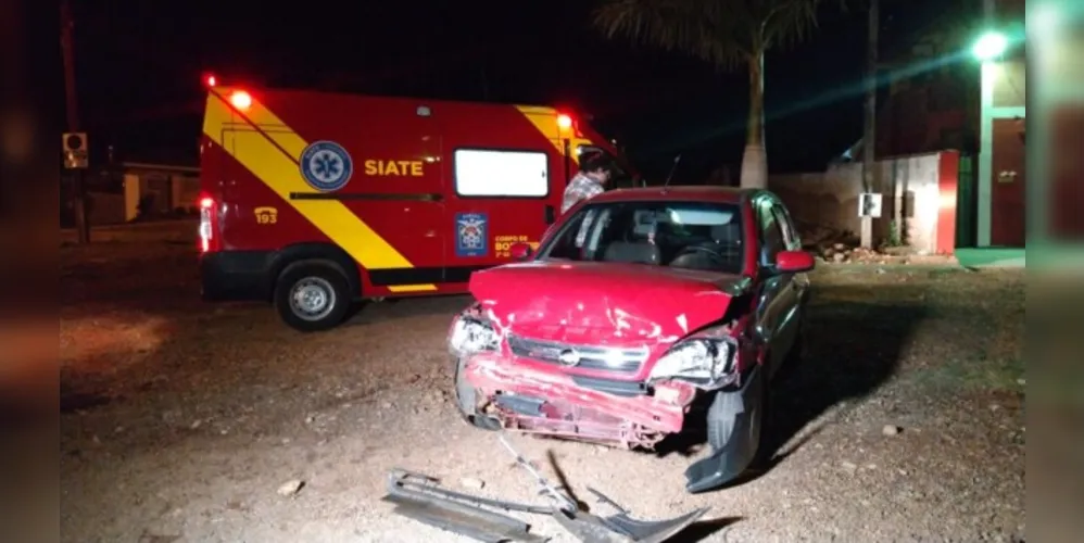 Acidente envolveu um Hyundai HB20 e um Chevrolet Corsa