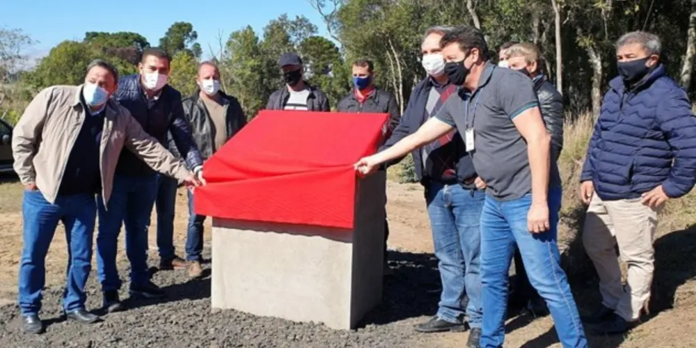 Investimento de R$ 4 milhões beneficia 451 famílias em São João do Triunfo