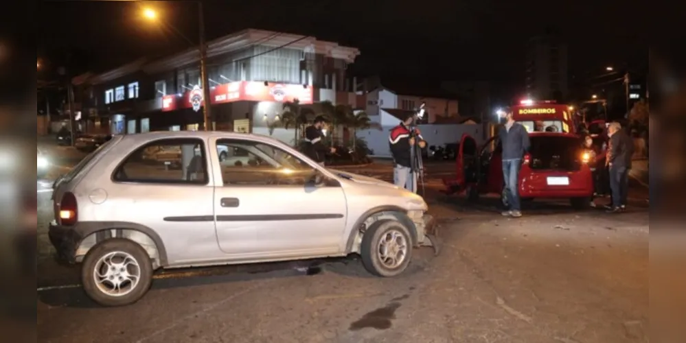 Situação foi registrada entre as ruas Padre Nóbrega e Contenda, na Vila Estrela