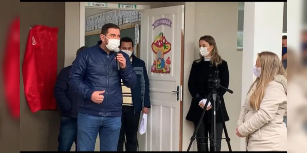  Prefeito Abimael do Valle (PT) afirmou que a obra visa elevar a qualidade do ensino