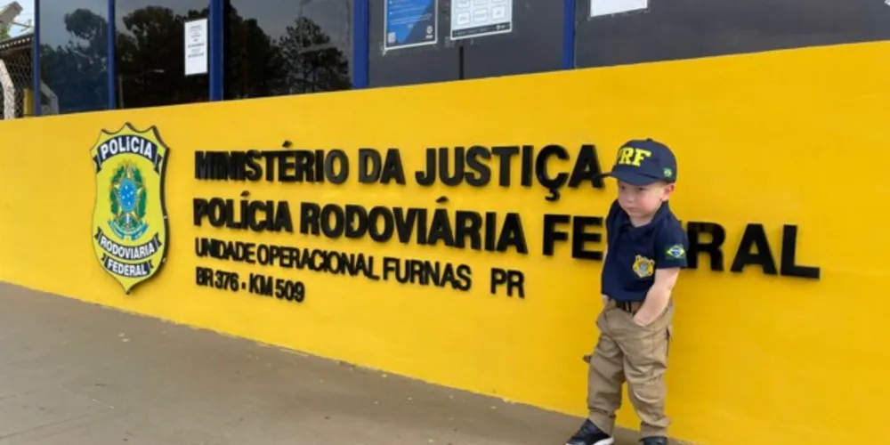 Pequeno Heitor Veloso estava pronto para o serviço
