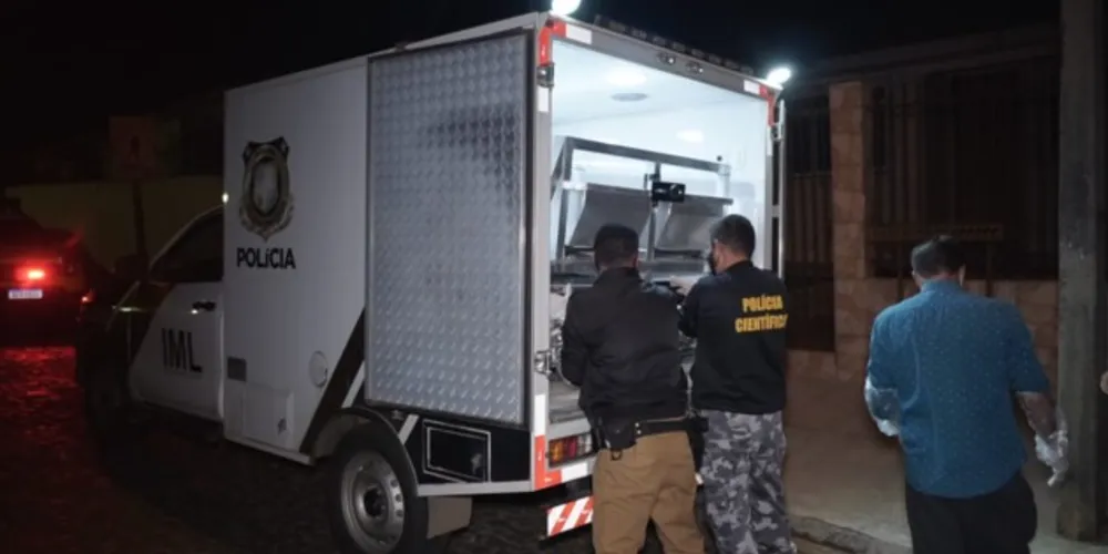 O principal suspeito do homicídio seria um rapaz que passou a tarde com a vítima