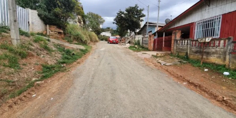 Imagem ilustrativa da imagem Após reportagem, Prefeitura arruma rua de Olarias