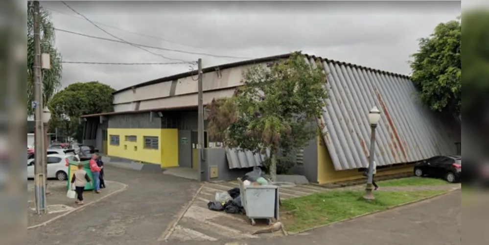 Ginásio fica localizado no bairro de Nova Rússia, em Ponta Grossa.