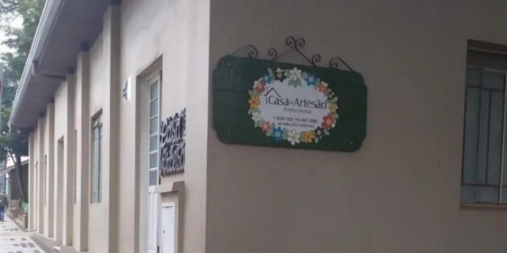 Imagem ilustrativa da imagem Casa do Artesão promove saldão com roupas a R$ 1