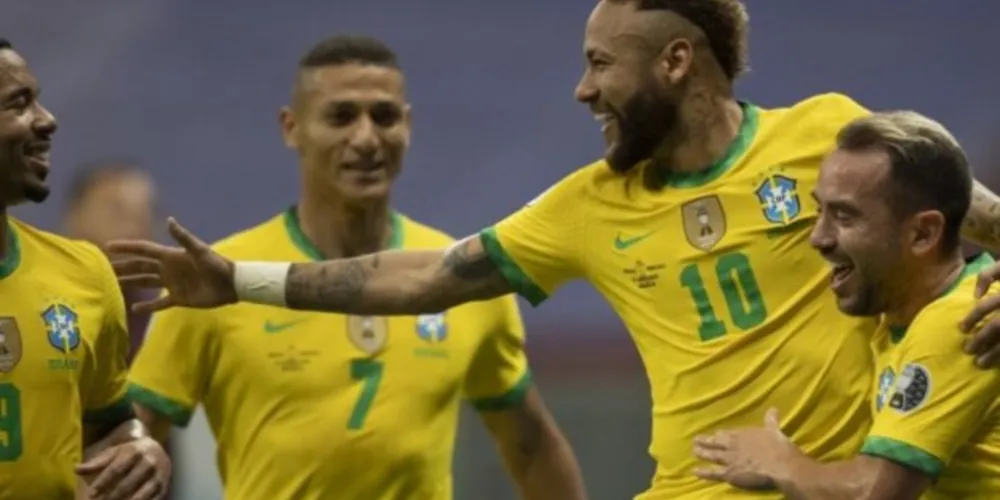  Seleção Brasileira dominou a Venezuela na etapa inicial, pressionando e mantendo o rival no campo de defesa