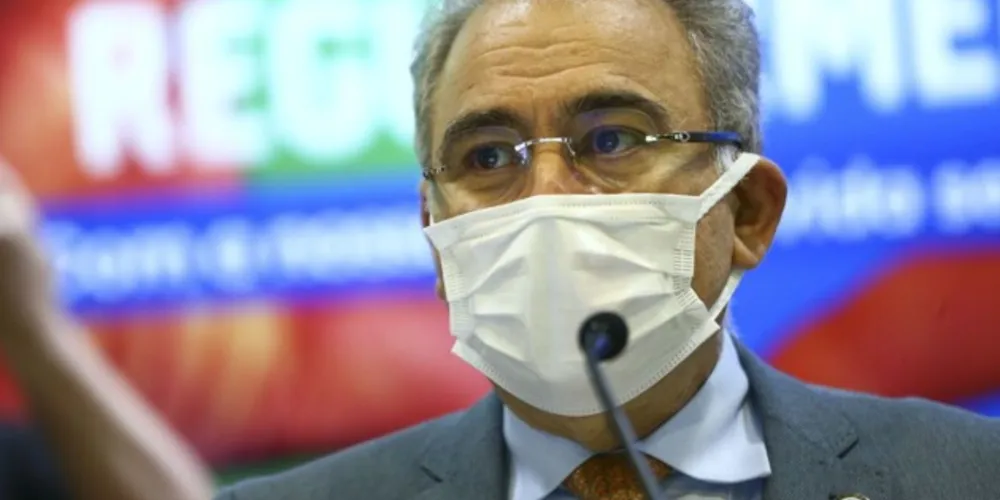Queiroga lamenta a morte de 500 mil brasileiros pela covid-19