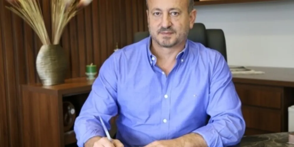 Prefeito Moacyr Fadel detalha estratégias para a qualificação do atendimento. Município já investiu mais de R$ 12 milhões no setor