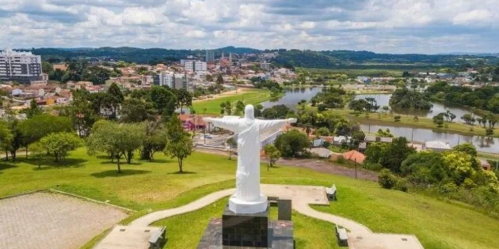 Segundo a Sanepar, pode faltar água em todas as regiões da cidade
