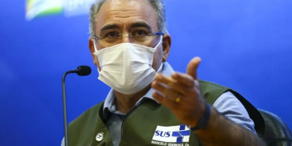 Ministro da Saúde afirmou que toda a população estará vacinada nos próximos três meses