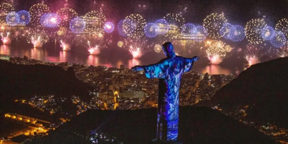 Imagem ilustrativa da imagem Prefeitura do RJ quer réveillon com 13 palcos pela cidade