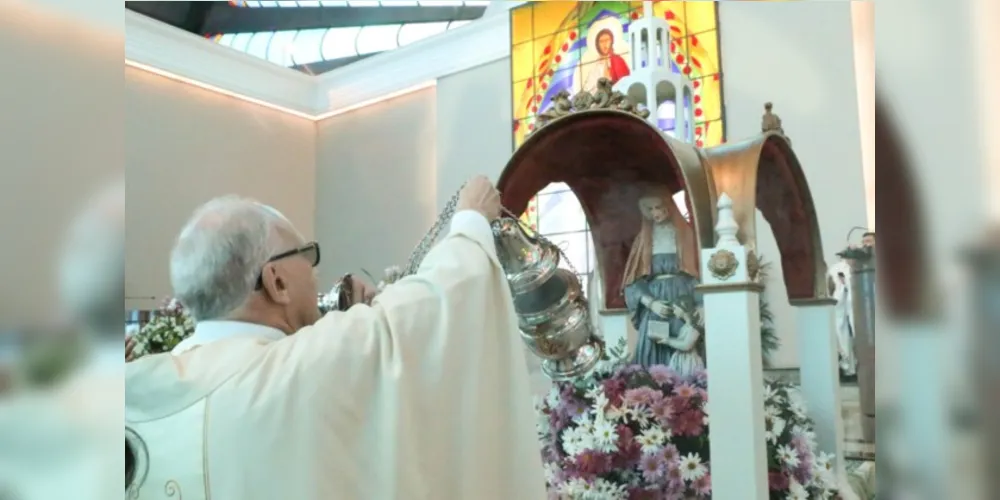 A missa solene em honra a Sant’Ana será celebrada às 10 horas, pelo bispo Dom Sergio Arthur Braschi