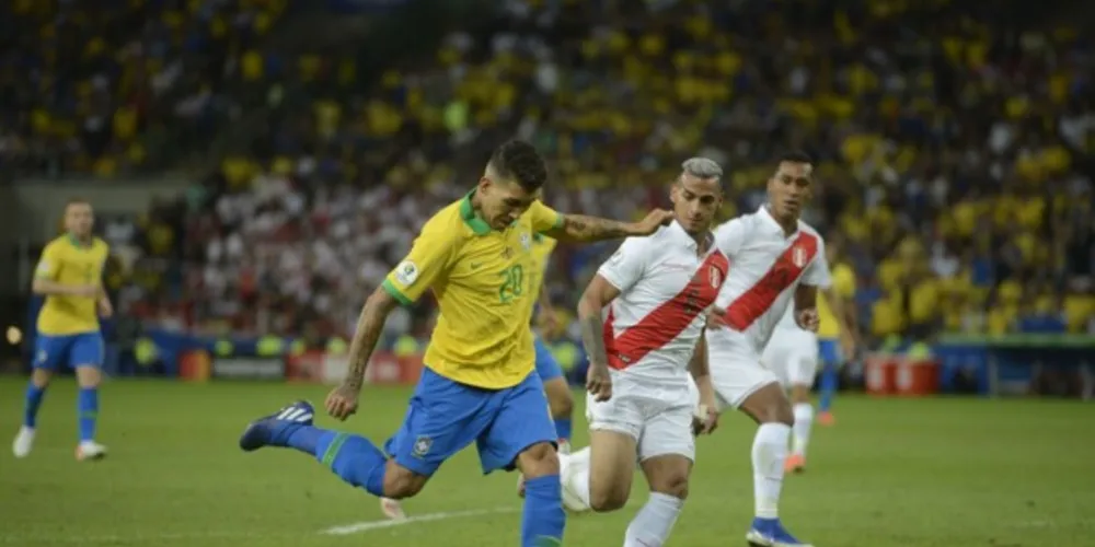 Objetivo dos comandados de Tite é manter o bom aproveitamento na competição. Partida começa às 21 horas, no estádio Nilton Santos, no Rio de Janeiro