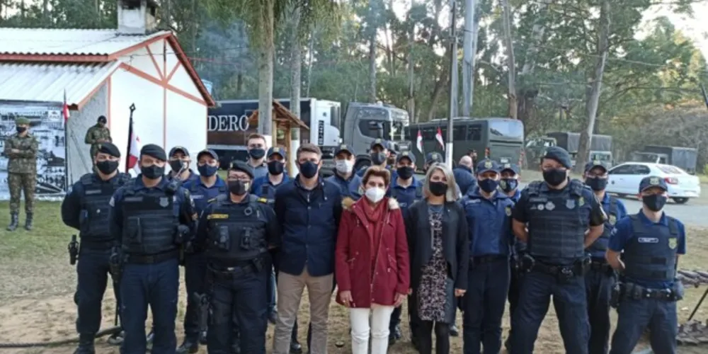 Visita do Comando do Exército em Ponta Grossa aconteceu nesta sexta-feira (9)