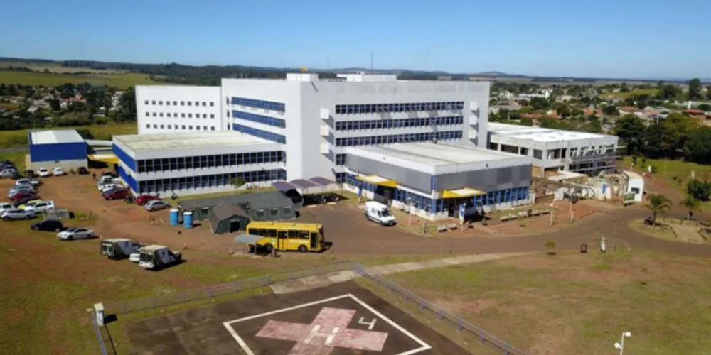 Espaço onde antes estavam 14 leitos de UTI Covid no Pronto Atendimento do hospital será destinado para 10 novos leitos