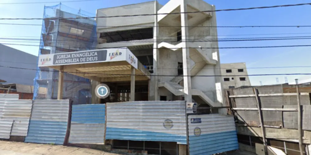 Igreja está localizada nas proximidades do Shopping Palladium