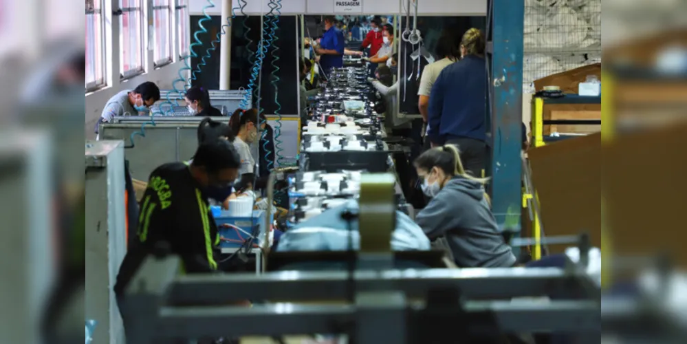 O setor industrial respondeu por 35.321 (30%) das 118.316 vagas formais abertas no Estado no primeiro semestre de 202