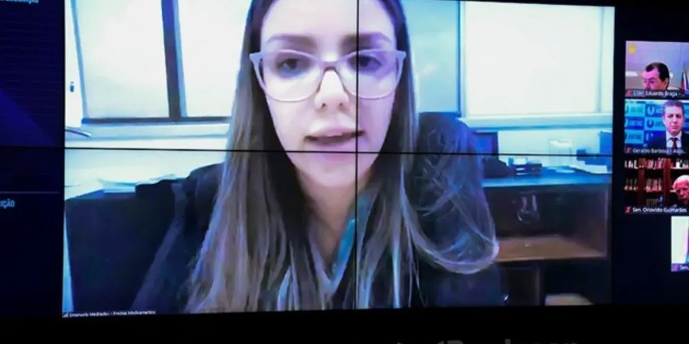 Emanuela Medrades é diretora técnica da Precisa, empresa que teria intermediado as negociações para compra da vacina Covaxin