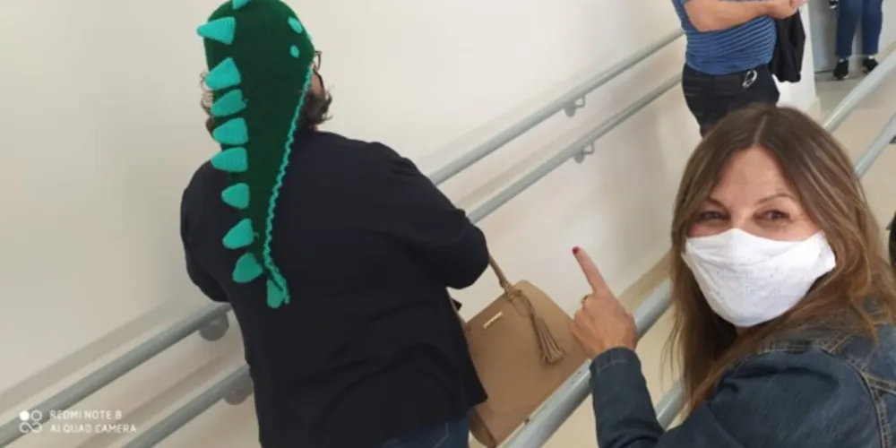 Quem satirizou e desdenhou da vacina foi o Presidente da República