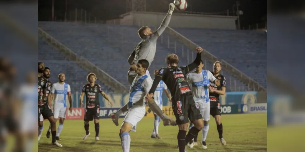 Operário fez um um bom jogo e venceu o Londrina no Estádio do Café
