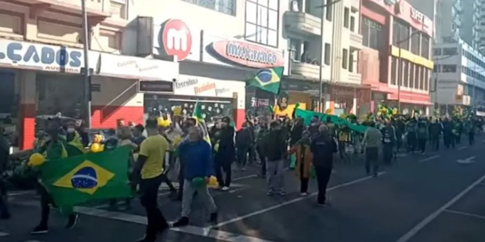 Imagem ilustrativa da imagem Manifestações pelo voto auditável reúnem pessoas em várias cidades