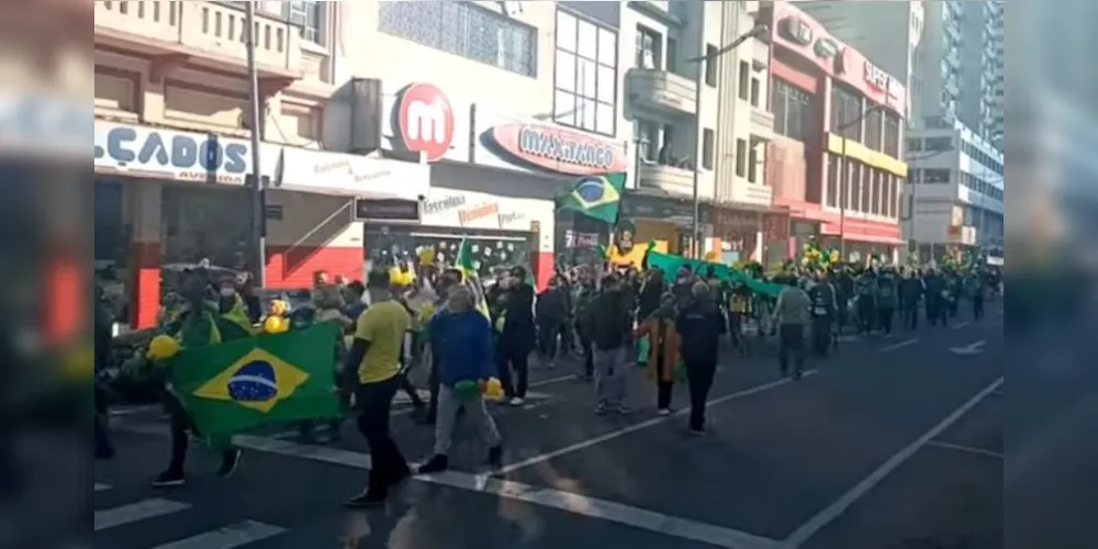 Imagem ilustrativa da imagem Manifestações pelo voto auditável reúnem pessoas em várias cidades
